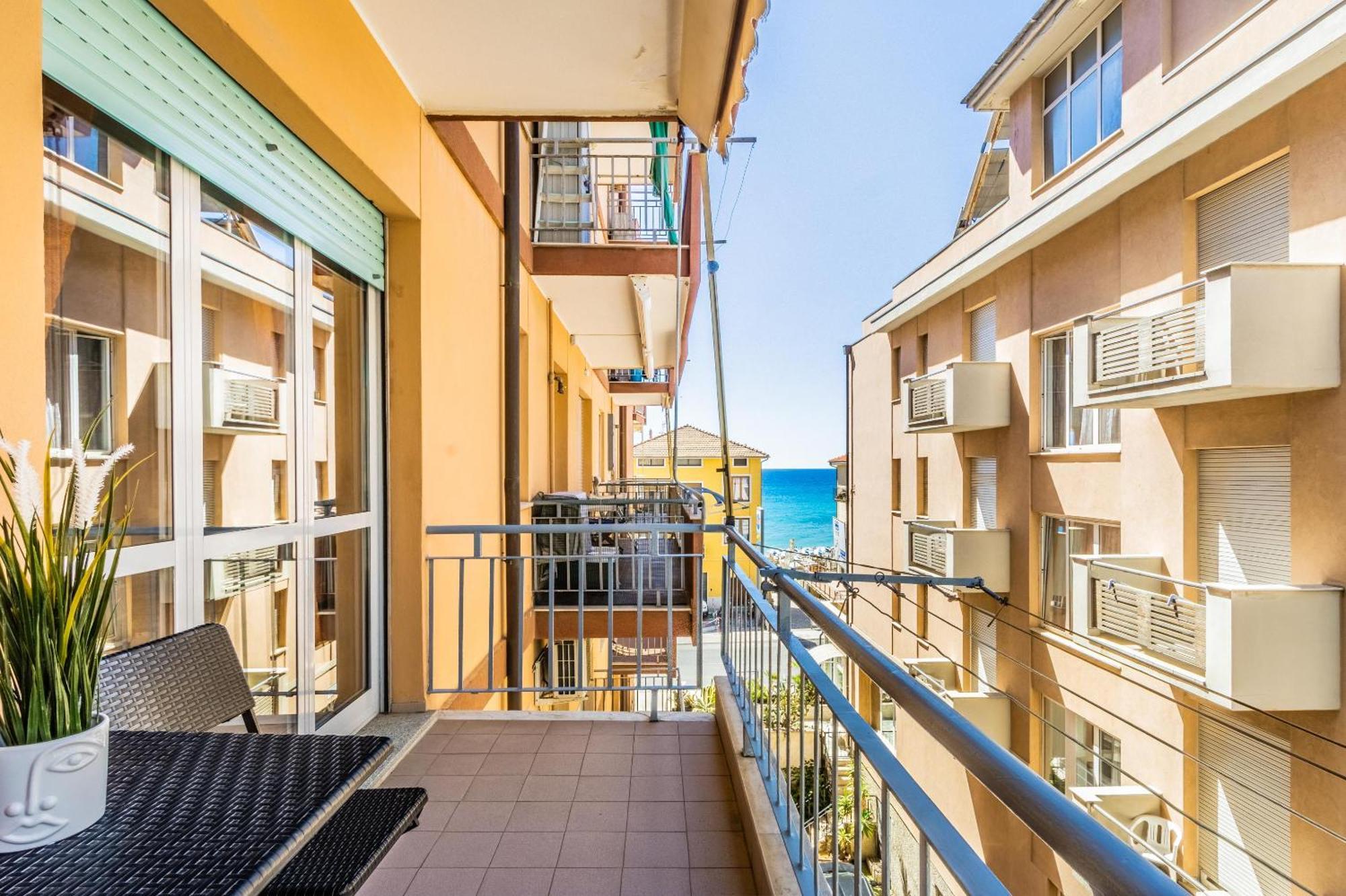 'Nature Home' 30Mt Sea -Central Station -Netflix Pietra Ligure Buitenkant foto